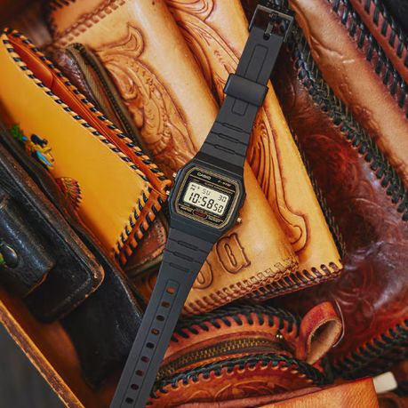 Casio Retro F-91WG-9 Digital Watch - view 5